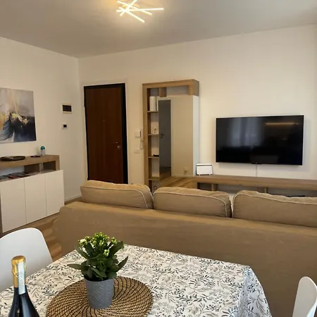 Iris Apartmán