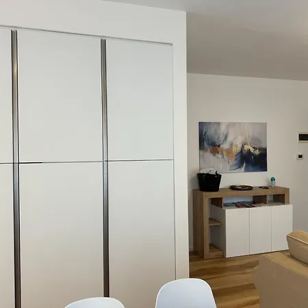 Апартаменты Iris *